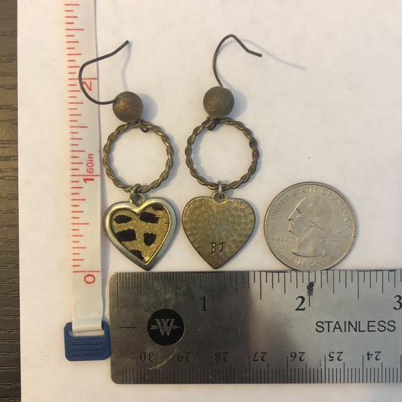 Betsey Johnson leopard print earrings - Picture 2 of 2